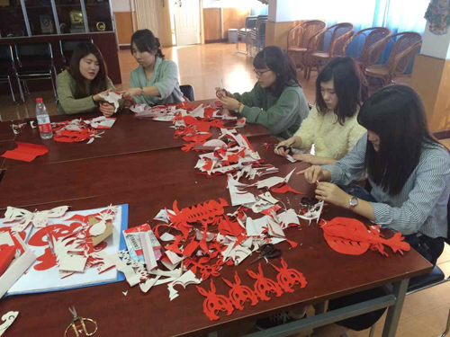青春無界，藝術相通——記日越青年文化交流團訪?；顒? />
</a>
<span><a href=